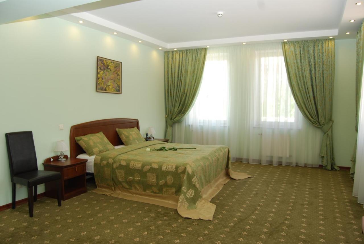 Platinum Hotel Kisinyov Kültér fotó