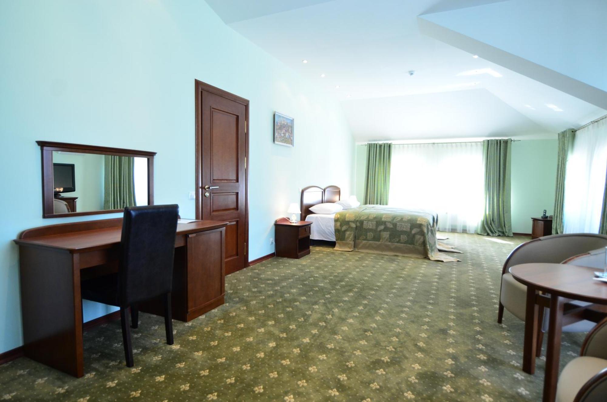 Platinum Hotel Kisinyov Kültér fotó