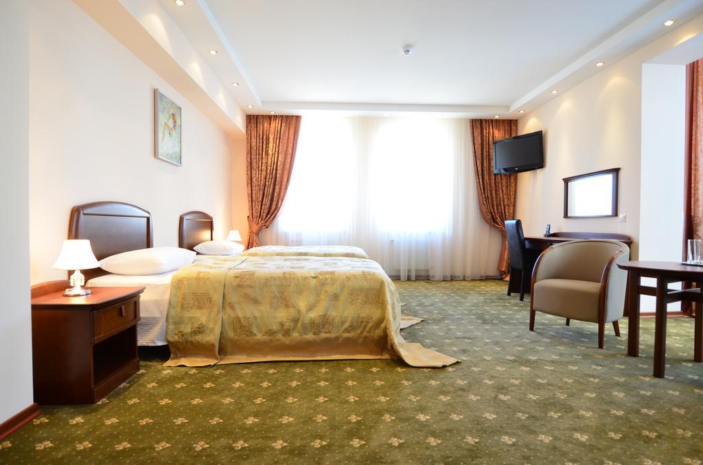 Platinum Hotel Kisinyov Kültér fotó